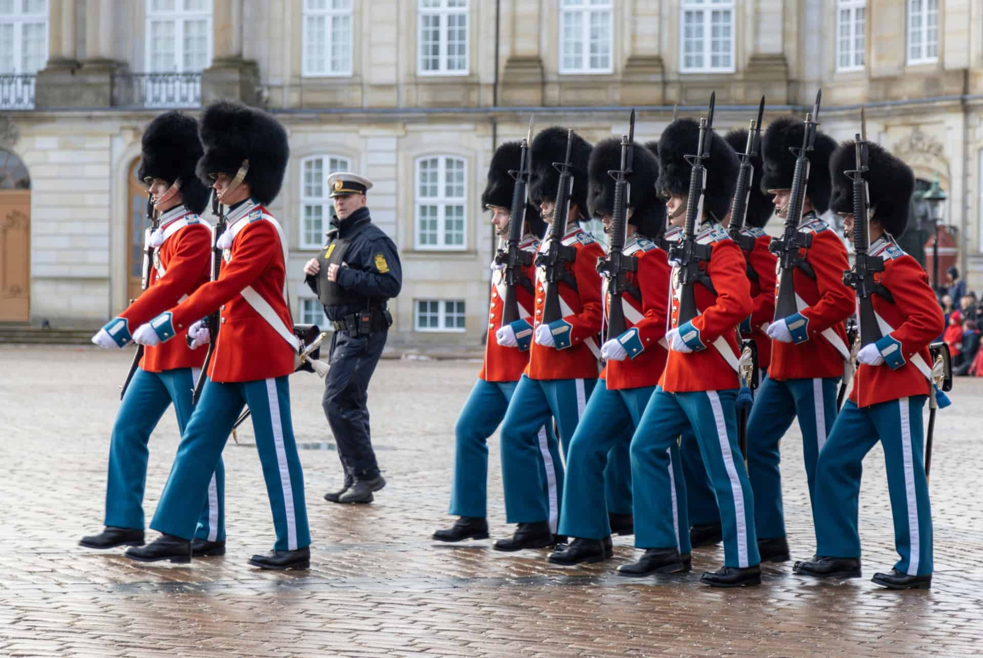 releve garde amalienborg