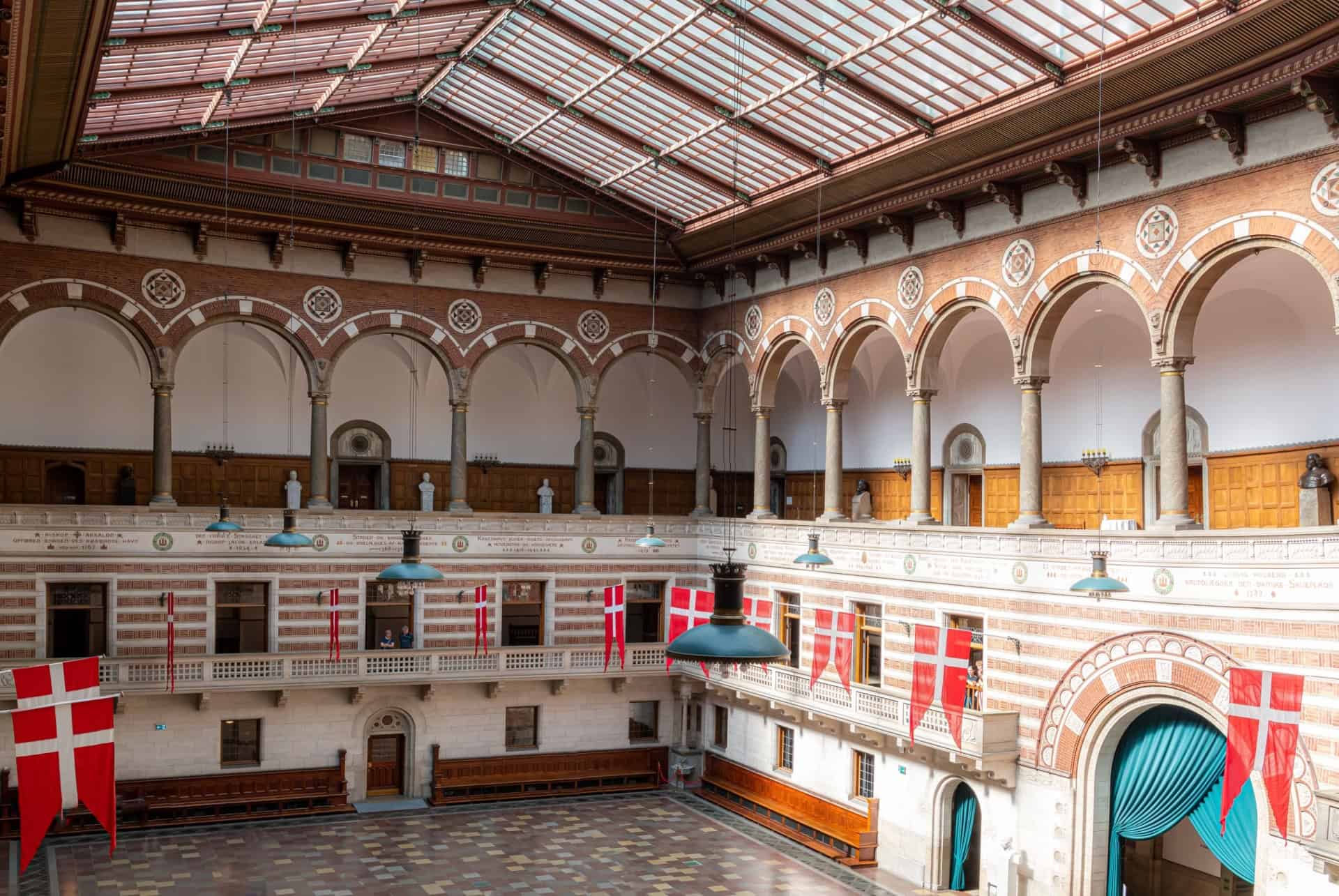 interieur hotel de ville