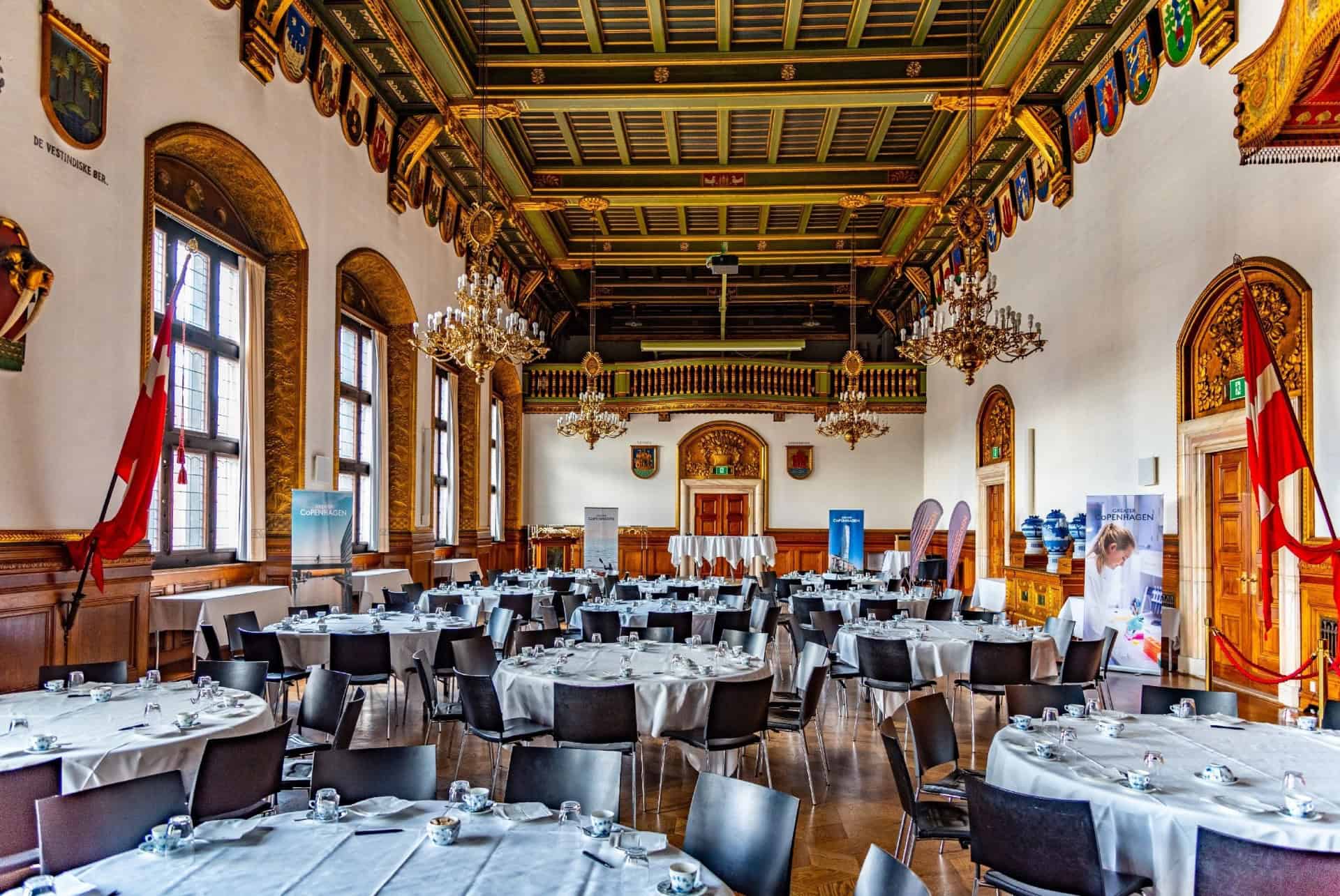 salle pas perdus hotel de ville