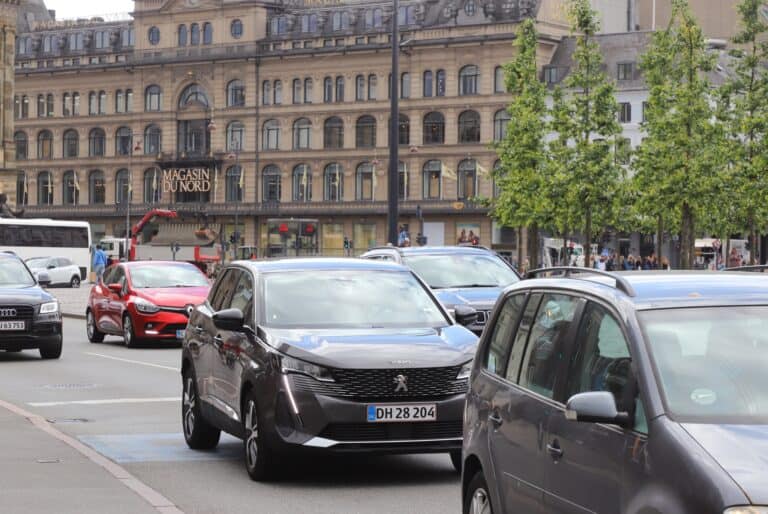 Louez votre véhicule avec Discover Cars ! 🚘