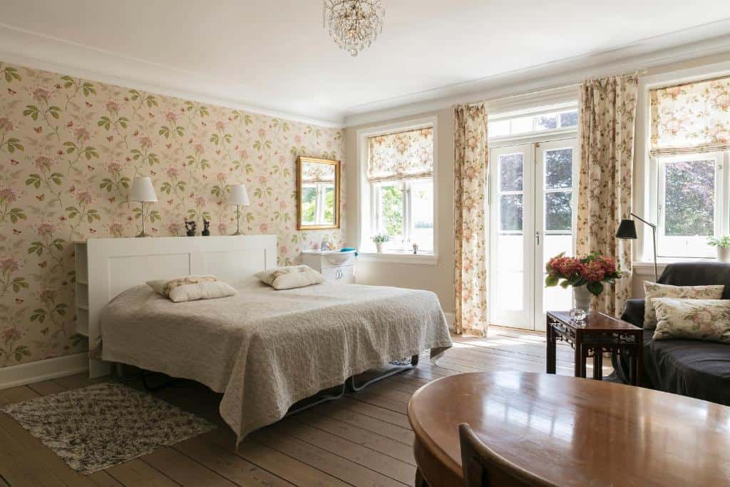 tiendegaarden mons klint tiendegaarden mons klint